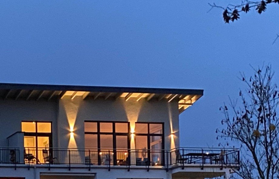 Dachterrasse am Abend Penthousewohnung Neuwied