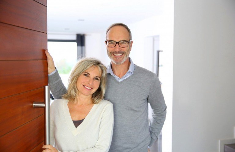 Wir geniessen den Blick auf den Rhein Unkel Penthousewohnung *** Moderne helle Penthauswohnungmit gro�er Dachterrasse in Unkel am Rhein ***bereits vermietet**