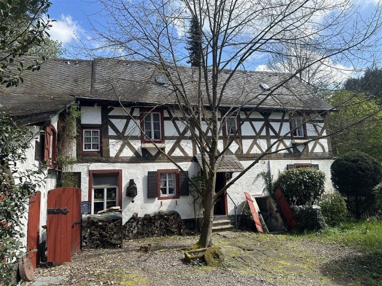 Ihr Schmuckst�ck Neuwied Einfamilienhaus *** Historisches Liebhaberobjekt im malerischen Altwied ***bereits verkauft