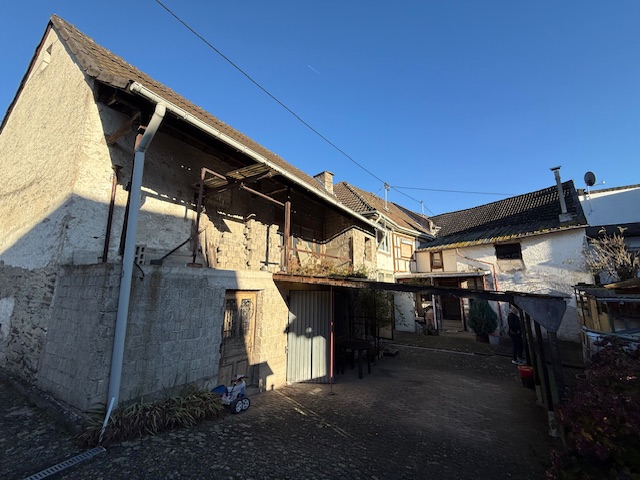 Hofansicht Einfamilienhaus Neuwied / Rodenbach