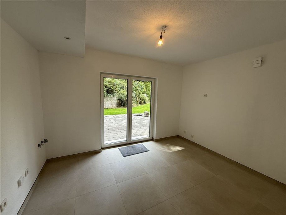 K�che mit Zugang zur Terrasse Erdgeschosswohnung Neuwied